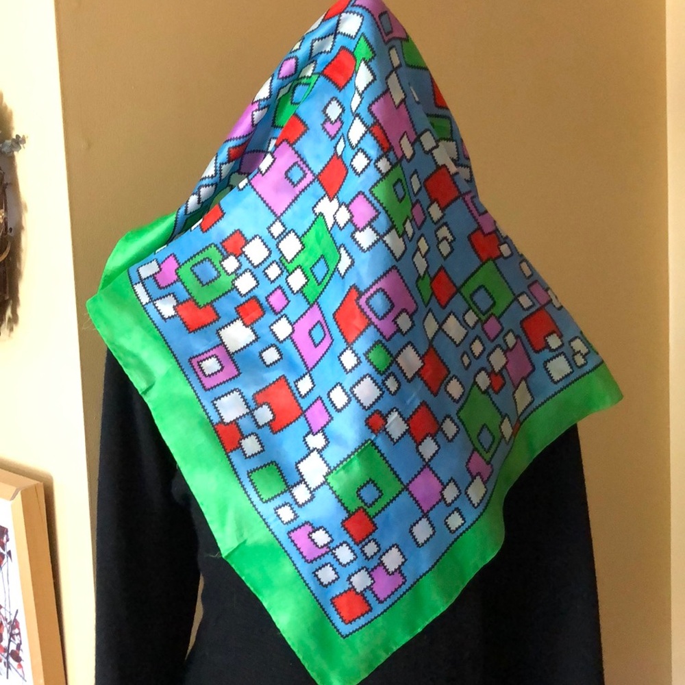 βSoldβ. Vintage 80βs Graphic COLOR BLOCKS Primary Colors - Picture 1 of 8